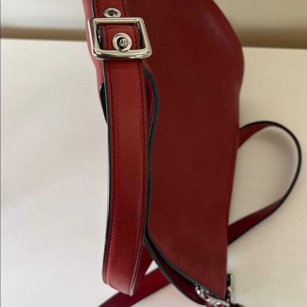 Vintage Coach Red Leather Bucket Crossbody Bag - Picture 8 of 8